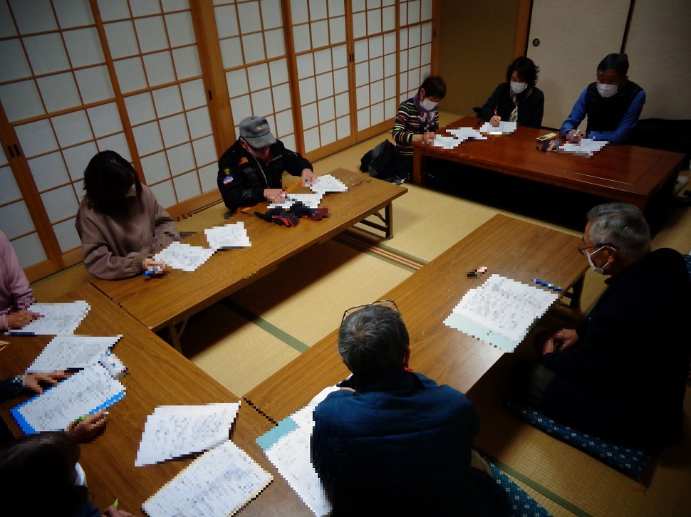 見守りネットワーク座談会の様子